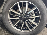 モデューロのアルミホイールです。足元が引き立つので、車全体のイメージがアップしますよ!
