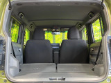 普段のお買い物や通勤、送迎等に十分な荷室スペースを確保しております。セカンドシートを倒すと、大きな荷物の積載も可能です♪