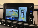 全方位モニターがついています! 車の周囲を360&deg;安全確認できるので、普段の駐車はもちろんの事、縦列駐車や幅寄せの際にも活躍してくれますよ。