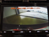 バックモニター付きです。