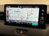 アップルカープレイ、アンドロイドオート対応純正ナビ搭載です。知らない道も安心ですね!