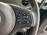 【ACC/LKAS】設定した車速内でクルマが自動的に加減速。 先行車との適切な車間距離を維持しながら追従走行します。また高速道路を走行する際、車線の中央付近を維持するようにステアリング操作を支援します