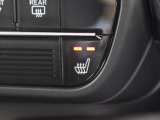 シートヒーター装備付き車!!座席に埋め込まれた電熱線によりシートを暖めることが出来る装備で、温めたられたシートは、寒い冬には最適です!!