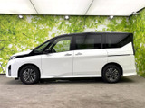 セレナ 1.4 e-4ORCE ハイウェイスターV 4WD 