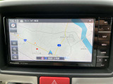 純正のナビゲーションを装備しておりますので、初めての場所も、すぐにお出かけいただけます。