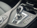 認定中古車は全車、24時間365日のロードサービスアシスタンス』が付帯します。夜間の万が一のトラブルの際にも対応でき体制が整っておりますのでご安心してお選び頂けます