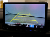 バックカメラ搭載です!車庫入れが苦手な人はもちろん、車両感覚に自信がある人にもお勧めです!見えない箇所が見えるようになるので、低い障害物や隠れてしまっている子供の存在等にも気付く事が出来ます。