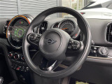 ◆LIBERALAは、輸入車選びの新たなスタイルを提案するインポート・セレクト・ブランドです。オーナー様となる方がクルマから直接感じる感性を第一にした、最良の一台との出会いをコーディネートいたします。