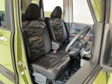 【運転席・助手席】内装ルームクリーニング済みです。しっかり綺麗にしていますので、是非、お確かめください。車に自信があるからこそ、是非一度ご来店頂き内外装も見てもらえると幸いです。