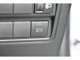 オートハイビーム切り替えスイッチです。車、人を認識して自動でヘットライトをハイビーム、ロービームに切り替えしてくれます。