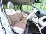 運転席シート廻りは使用感も少なく、良好な状態となっています。丁寧に使われていたことがよくわかりますね。
