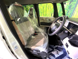 運転席シート廻りは使用感も少なく、良好な状態となっています。丁寧に使われていたことがよくわかりますね。