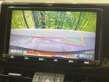 【バックカメラ】駐車時に後方がリアルタイム映像で確認できます。大型商業施設や立体駐車場での駐車時や、夜間のバック時に大活躍!運転スキルに関わらず、今や必須となった装備のひとつです!