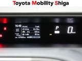 メ-タ-は明るく見やすいデジタルメ-タ-を採用しています!ダッシュボ-ド中央に配置されていますので視認性にも優れています。