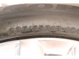235/55R18    車両装着タイヤサイズです。 タイヤのご相談もトヨタモビリティ石川にお任せください