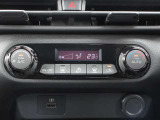オートエアコンですので、車内を快適な空間に出来ます♪