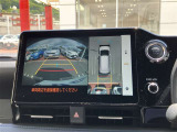 パノラミックビューモニター付きです。車両を上から見たような映像をディスプレイオーディオ画面に表示。運転席からの目視だけでは見にくい、車両周辺の状況をリアルタイムでしっかり確認できます。