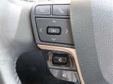 ブルートゥースに接続すれば、スマホに入れている音楽が聞けたり運転中に電話がかかってきてしまった場合もハンドルから電話を取ることができます!