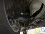 お車を安心してお乗りいただく為には、足回りの定期点検が欠かせません。サービスサポート(有償保証)では無料点検もご提供しており、安心のカーライフをお過ごしいただけるサポート体制が整っています。