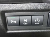 アイドリングストップ機能がついているので、停車時にエンジンを止めて燃料消費を抑えます。環境にもお財布に優しいですね♪
