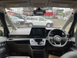 セレナ 1.4 e-POWER ハイウェイスターV 