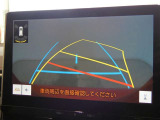 駐車も安心のバックモニターです。