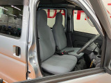 運転席広々