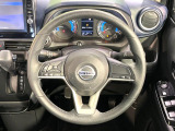 【ステアリングスイッチ】運転中、前方から目線をそらすことなく、オーディオ等の操作が可能な便利機能!安心&快適なドライブを演出してくれます♪