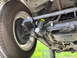 お車を安心してお乗りいただく為には、足回りの定期点検が欠かせません。サービスサポート(有償保証)では無料点検もご提供しており、安心のカーライフをお過ごしいただけるサポート体制が整っています。