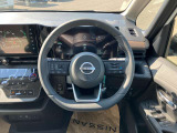 プロパイロット搭載☆自動車専用道路での車間制御とハンドルアシストをしてくれます♪