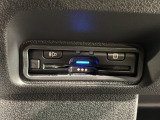 いまや快適なカーライフに欠かせないETCが付いています。