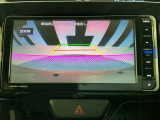 バックカメラ付きで後方の確認も安心です!スムーズな駐車・車庫入れをサポートいたします!