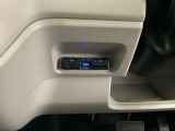 ビルトインタイプの【ETC】で見た目もスッキリ。高速道路の利用にとても便利です。