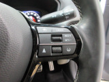 Hondaセンシングの機能のひとつ、アダプティブクルーズコントロール付!アクセルから足を離しても設定したスピードと前車との車間を保ち走行してくれます!車線維持もアシスト☆高速道路で疲労軽減ですね☆