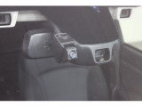 現代の車社会の必需品。ドライブレコーダー装着。エンジン始動後の一部始終を記録します。