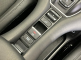 パーキングブレーキはスマートな電子制御式と合わせて渋滞時等にブレーキペダルから足を離しても停車状態を保持してくれるオートブレーキホールド機能で運転が楽になります。スタートはアクセルペダルを踏むだけ