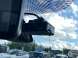 日産純正ドライブレコーダはオールインワンタイプ、フルハイビジョン録画対応で高精細な映像を記録できます。記録した映像は、ナビゲーションでその場で確認できます。