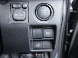 プッシュスタート・ETC・ステアリングスイッチなど運転するうえで役立つ装備が充実しております!