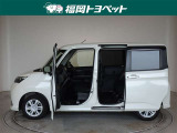 両側パワースライドドア付きだから、狭い駐車スペースなどでの 乗り降りラクラク!小さなお子さまのいるご家庭には嬉しい装備。