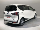 ご納車前にはエンジンオイル・オイルエレメント等を交換して、トヨタディーラーのエンジニアがしっかりと整備をさせていただきます。交換部品などについては、スタッフへお尋ねください。