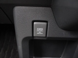 シガーソケットが付いているので、車から電源を取ることが出来ます!