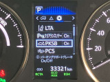 パーキングサポートブレーキ付きで駐車時の接触リスクを軽減してくれます。
