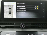 プロパイロットパーキング(縦列駐車、並列駐車、車庫入れに対応し、ステアリング、アクセル、ブレーキ、シフトを車が制御して駐車をアシストします)