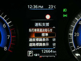 安全装備もばっちり。警告灯や警告音でドライバーにしっかりお知らせ・サポートします。