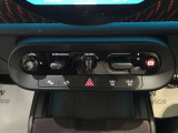 ミニ独特のゴーカートフィーリングと呼ばれる軽快なハンドリングはAT車、MT車のどちらでも楽しめます。
