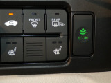 【シートヒーター】シートヒーター装備車です。寒い冬に乗車中とても暖かく快適に移動できます。冷え性の方にピッタリの装備です!
