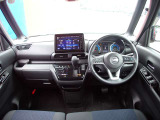 周りが見やすく運転しやすいお車です♪