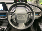 【ステアリングスイッチ】運転中、前方から目線をそらすことなく、オーディオ等の操作が可能な便利機能!安心&快適なドライブを演出してくれます♪