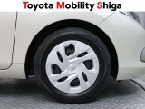 シンプルなデザインの純正ホイールキャップです。落ち着いたデザインですので車体と一体感があります。