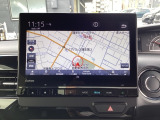 ナビゲーションは9インチギャザズメモリーナビ(LXU-237NBi)が装着されております。AM、FM、CD、DVD再生、音楽録音再生、USB、フルセグTV、Bluetoothがご使用いただけます。